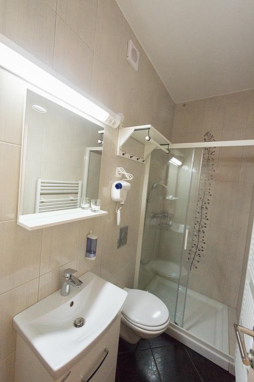 Guest House Gorsic Grosuplje Ngoại thất bức ảnh
