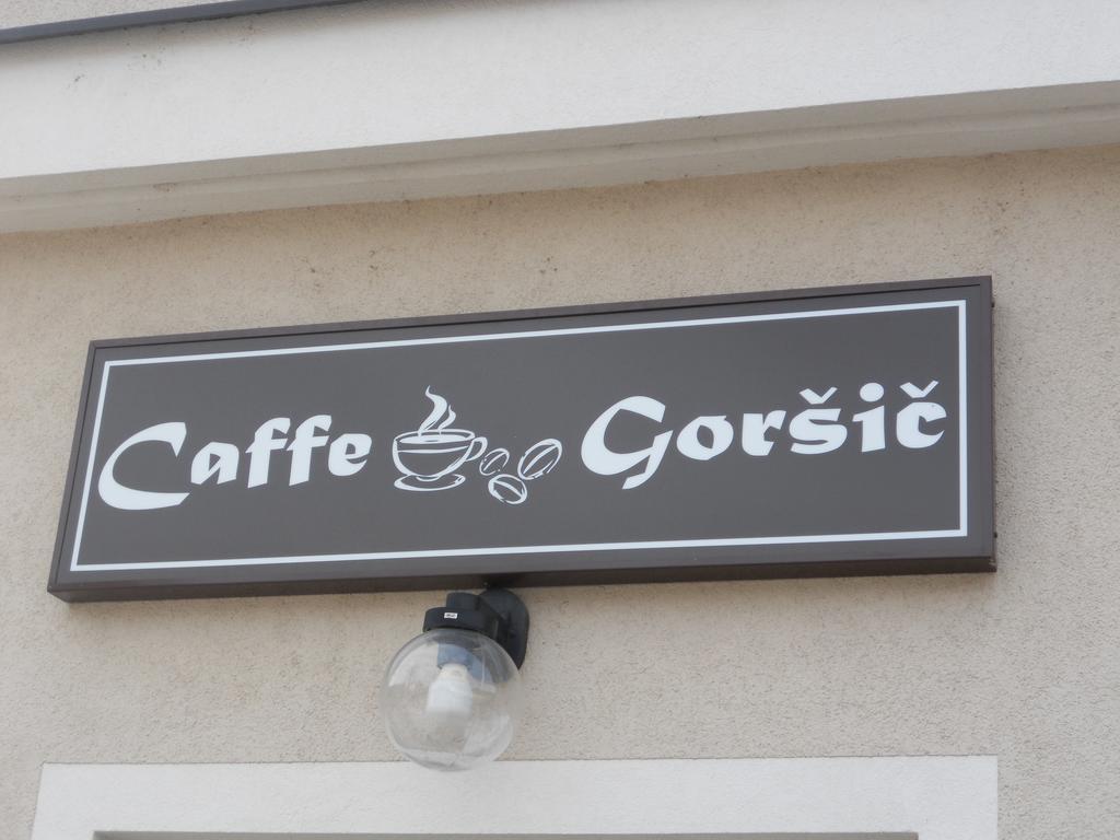 Guest House Gorsic Grosuplje Ngoại thất bức ảnh