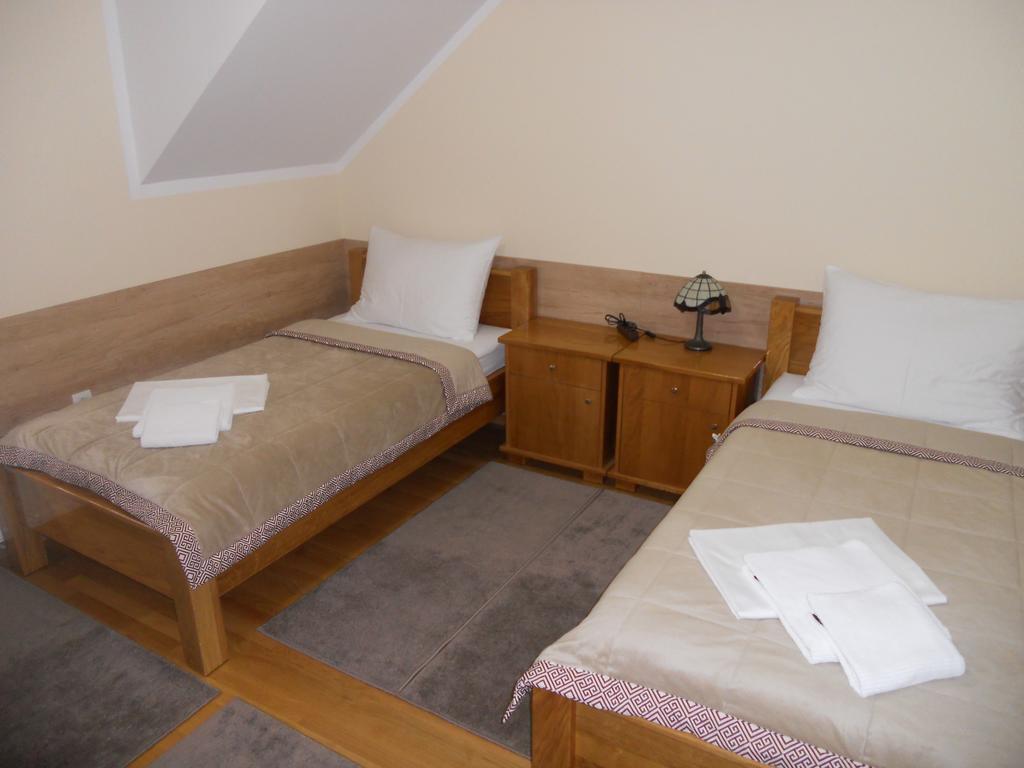 Guest House Gorsic Grosuplje Ngoại thất bức ảnh