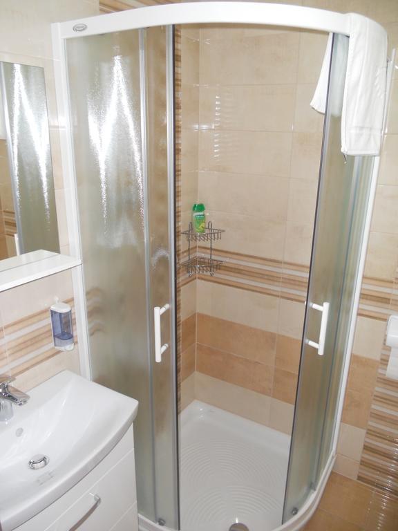 Guest House Gorsic Grosuplje Ngoại thất bức ảnh